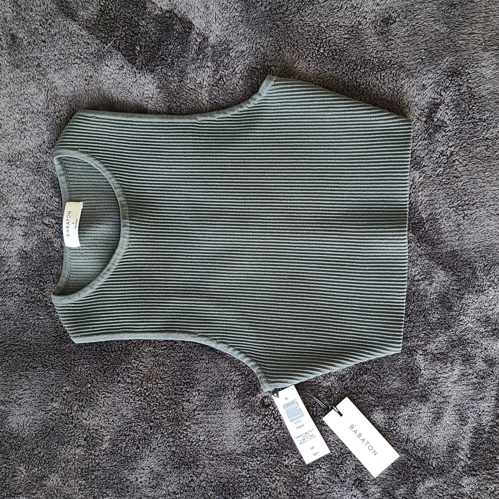 **NWOT** Babaton Sculpt Knit Racer Cropped Tank